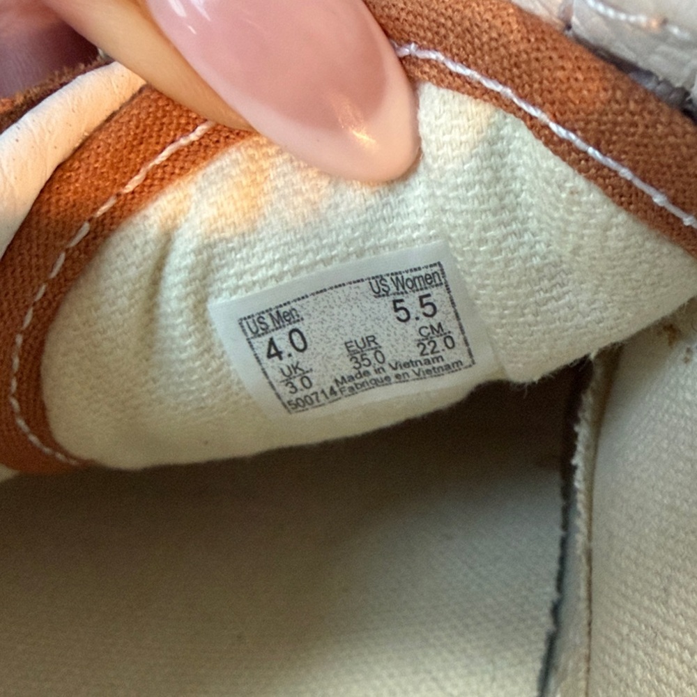 Vans Old Skool Shoe - Picture 12 of 12